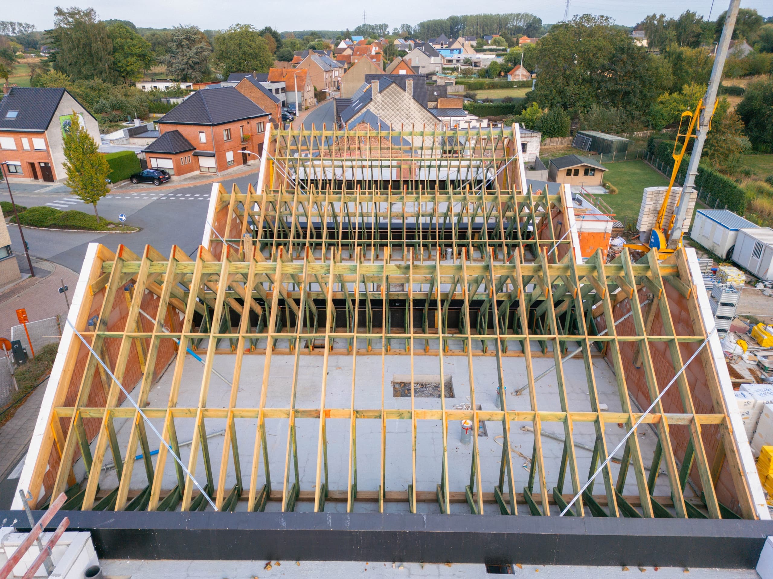 Bouwvoortgang Residentie Eikelmuis - ruwbouw met dakgebinte, augustus 2026